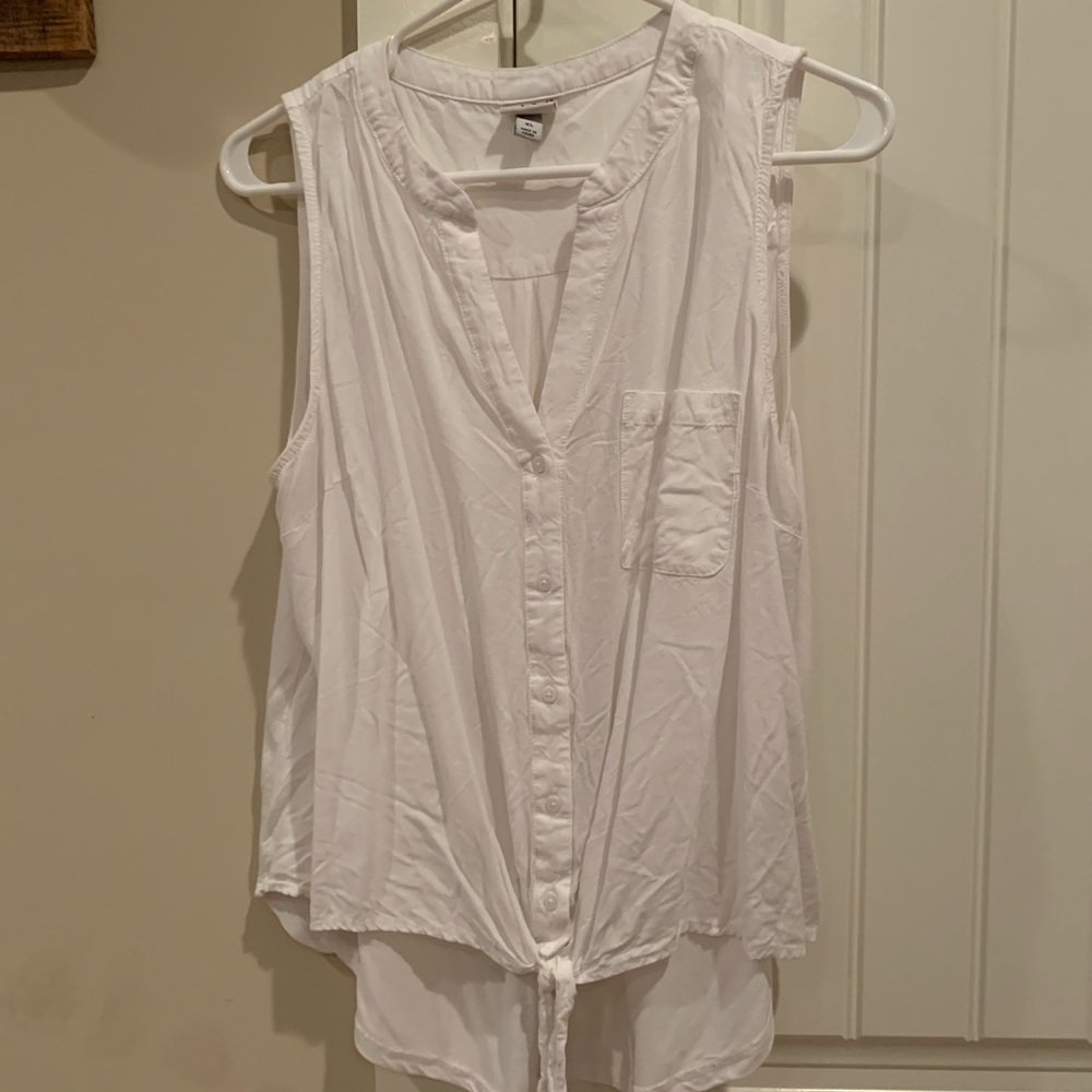 Women’s tie front blouse